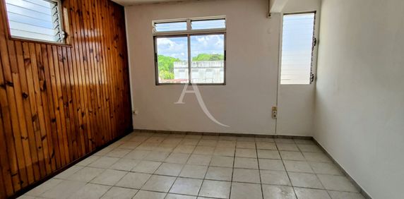 Location Appartement 16.65m² 1 pièce Fort de france - Photo 2