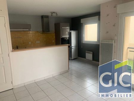 Location Appartement 3 pièces 62m² - Photo 4