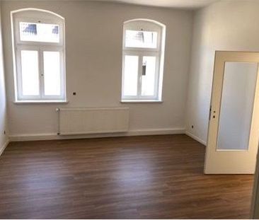 3-Raum-Wohnung in Pirna Copitz, große Zimmer, Abstellraum, Keller - Photo 3