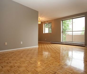 1322 McWatters Road, Ottawa - Photo 5