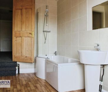 4 bedroom terraced house to rent - Photo 2