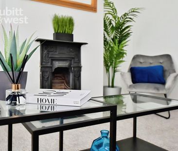 2 bedroom maisonette to rent - Photo 2