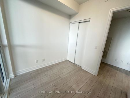For Lease - 30 Elm Drive Unit# 2408, Mississauga, Ontario - Photo 3