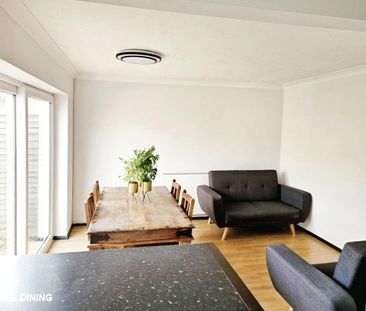 4 bedroom semi-detached house to rent - Photo 2