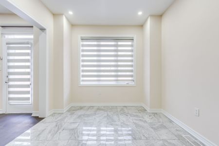 For Lease - 1495 Rose Way, Milton, Ontario - Photo 4