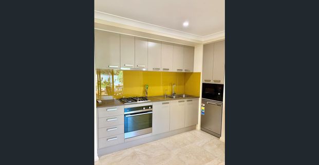 2 BEDROOM NEAR NEW GRANNY FLAT! WATER INCLUDED - Photo 1