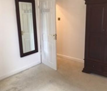 2 Bed Maisonette, Sandall Close, W5 - Photo 3