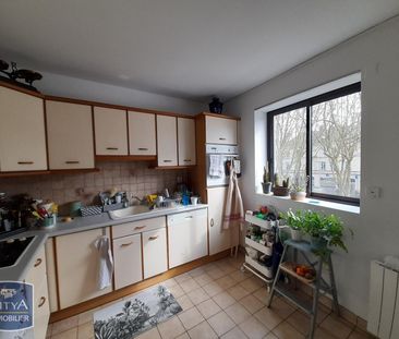 Location Appartement 4 pièces 97m² LAVAL 53000 - Photo 5