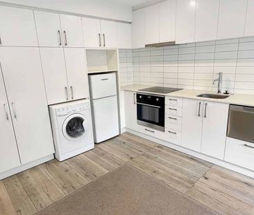 EDGEWARE - TWO BEDROOM REAR TOWNOUSE WITH COVERED CARPARK - Photo 3