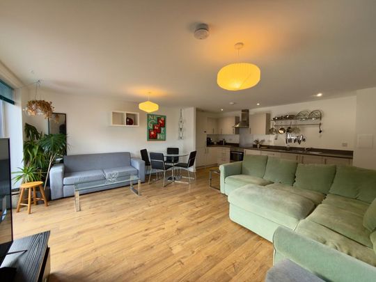 2 bedroom flat to rent - Photo 1