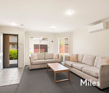 2/256 Waiora Road, Macleod - Photo 4