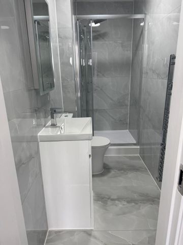 5 bedroom terraced house to rent - Photo 4