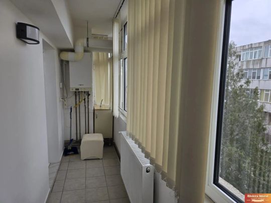Faleza Nord- Azilul de Batrani , str.Unirii, apartament 3 camere mobilat si utilat, etaj 2 - Fotografie 1