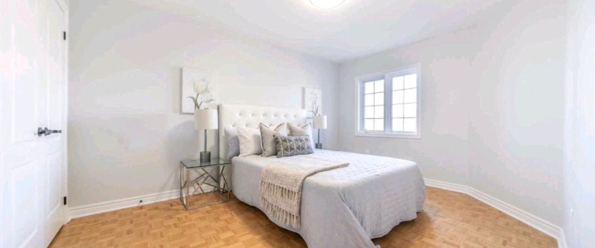 For Lease - 241 Highglen Avenue, Markham, Ontario - Photo 1