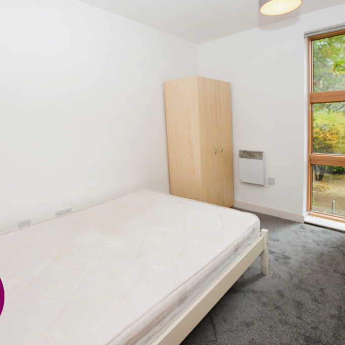 2 bedroom flat to rent - Photo 1