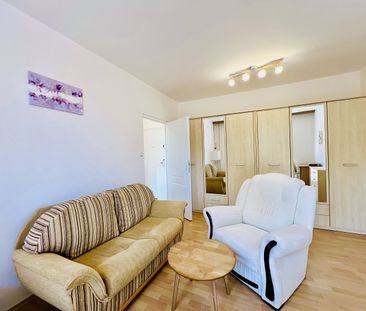 Pronájem bytu 1+1 33 m² - Fotografie 3