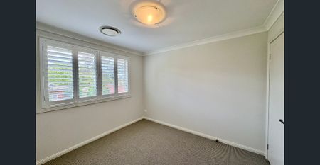 Family Residence in Convenient Location - Photo 4