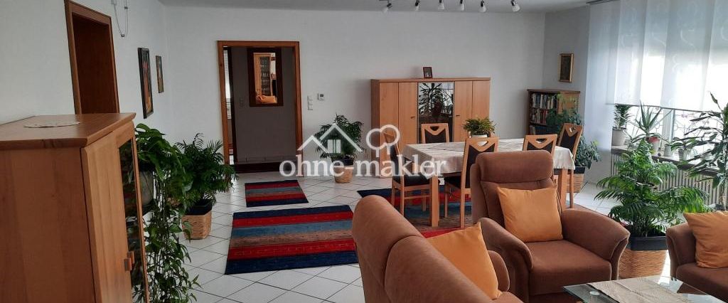 Exklusive Wohnung mit 4,5 Zimmern, EBK und Balkon in Hettenleidelheim - Foto 1