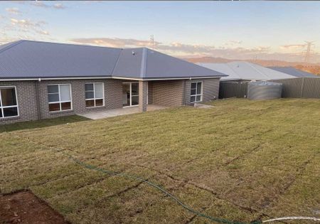 CALALA - Four Bedroom Hamptons Style Home - Photo 2