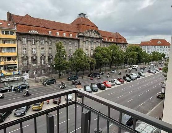 Helle Wohnung mit Balkon in Berlin zur Miete Kaiserdamm - Photo 1