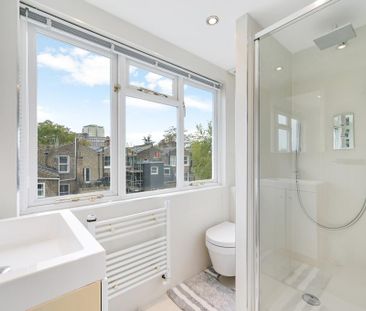 3 bedroom flat to rent - Photo 5