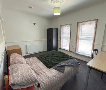 Queens Road - Photo 3