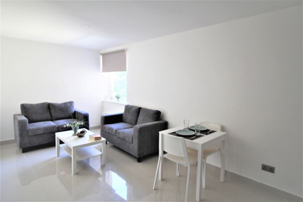 2 Bedroom Apartment - Photo 1