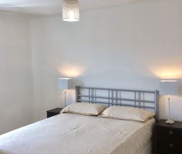 2 Bed Terraced House, Rowley Drive, NG5 - Photo 4