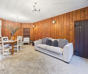 2 bedroom detached house to rent - Photo 3