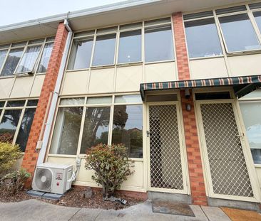 2/375 Neerim Road, Carnegie, Vic 3163 - Photo 6