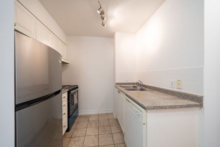 For Lease - 1401 Dupont Street Unit# 124, Toronto, Ontario - Photo 3