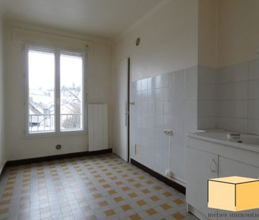 Location Appartement 2 pièces 45m² BELLEY 01300 - Photo 1