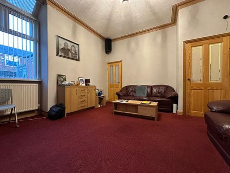 4 bedroom property to rent - Photo 5