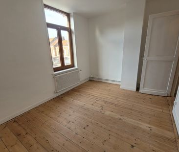 Location Maison 4 pièces 97m² CROIX 59170 - Photo 1