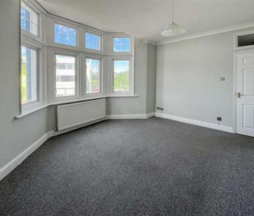 Bexhill Road, St Leonards-on-sea, TN38 - Photo 1