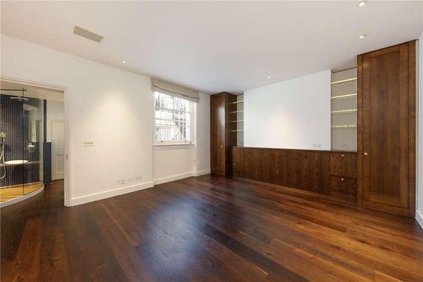 St. Leonards Terrace, London, United Kingdom, SW3 - Photo 1