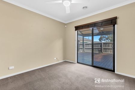 5 Riley Terrace, 3029, Tarneit Vic - Photo 4