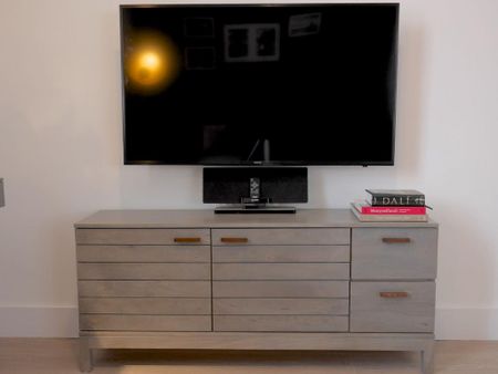 1 bedroom serviced apartment to rent - Photo 3