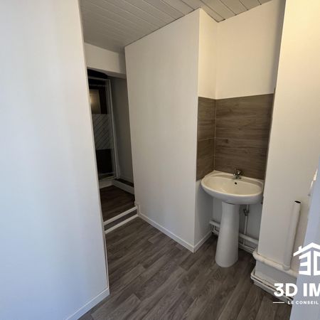 Location Appartement 2 pièces 48m² AVESNES SUR HELPE 59440 - Photo 4