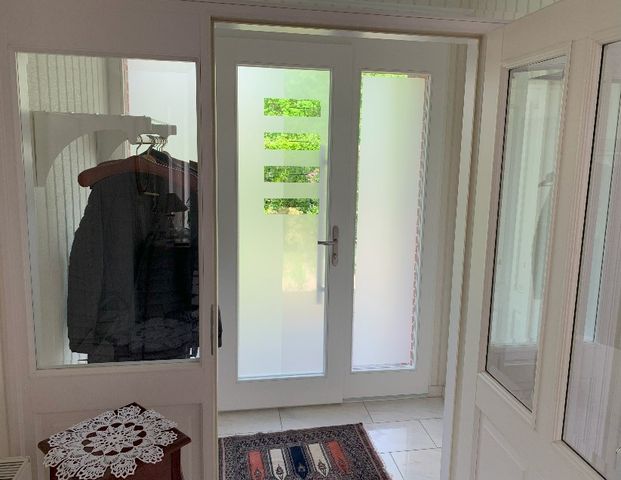 6633 - Charmanter Bungalow mit Gartenidylle in ruhiger Lage von Edewecht - Foto 1