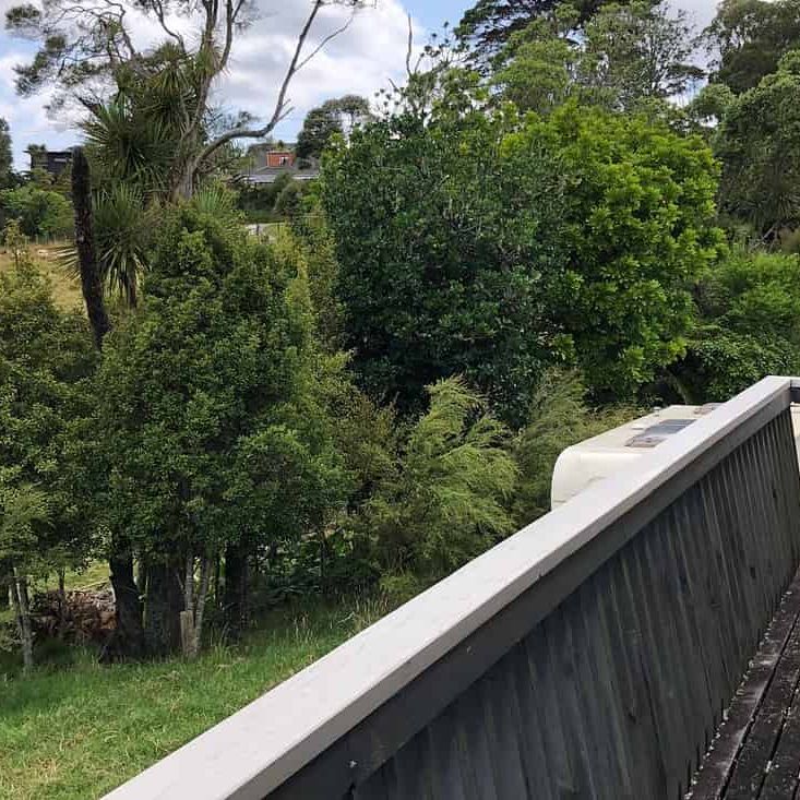 2BR house in Oratia - Photo 1