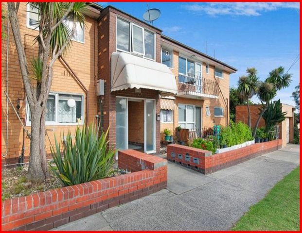 ONE BEDROOM UNIT IN SPRINGVALE - Photo 1