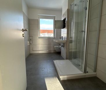 frisch sanierte 2-Zimmerwohnung mit traumhaften Ausblick - Photo 4