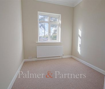 4 bedroom detached house to rent - Photo 4