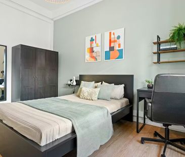 Avenida de Sidónio Pais, Lisbon, Lisbon 1050-215 - Photo 6