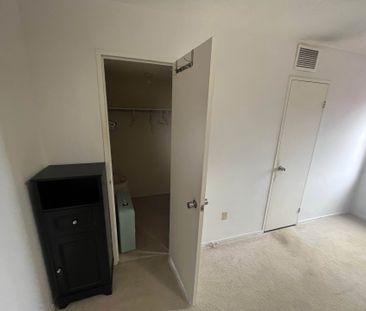 For Lease - 10 Edgecliff Golfway Unit# 909, Toronto, Ontario - Photo 6