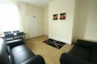 3 Bed - Simonside Terrace, Heaton, Ne6 - Photo 2
