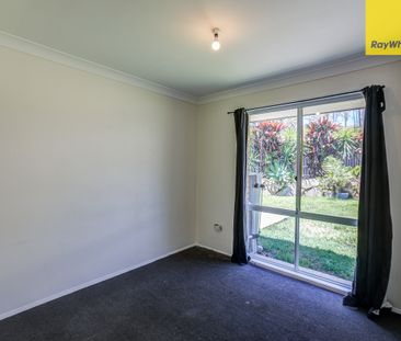 35 James Cagney Close, Parkwood QLD 4214 - House For Rent | Domain - Photo 6