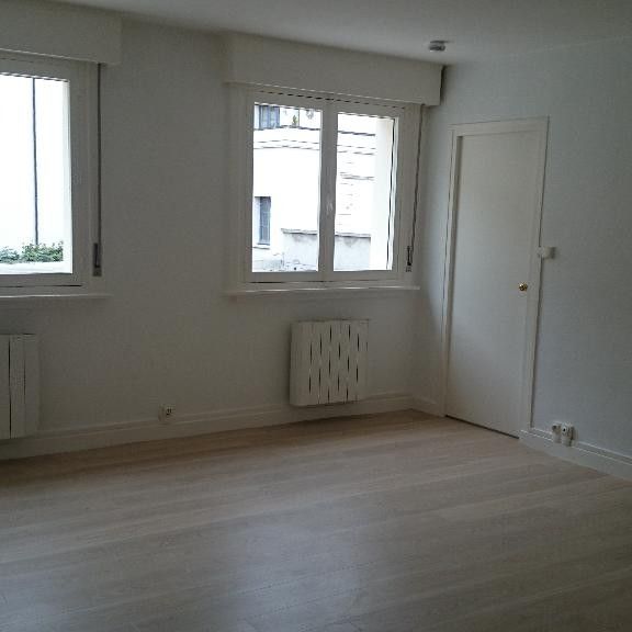 Location Appartement 2 pièces 53m² VALENCIENNES 59300 - Photo 1