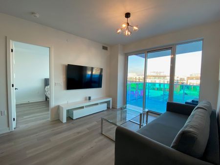 For Lease - 333 Sunseeker Avenue Unit# 519, Innisfil, Ontario - Photo 2